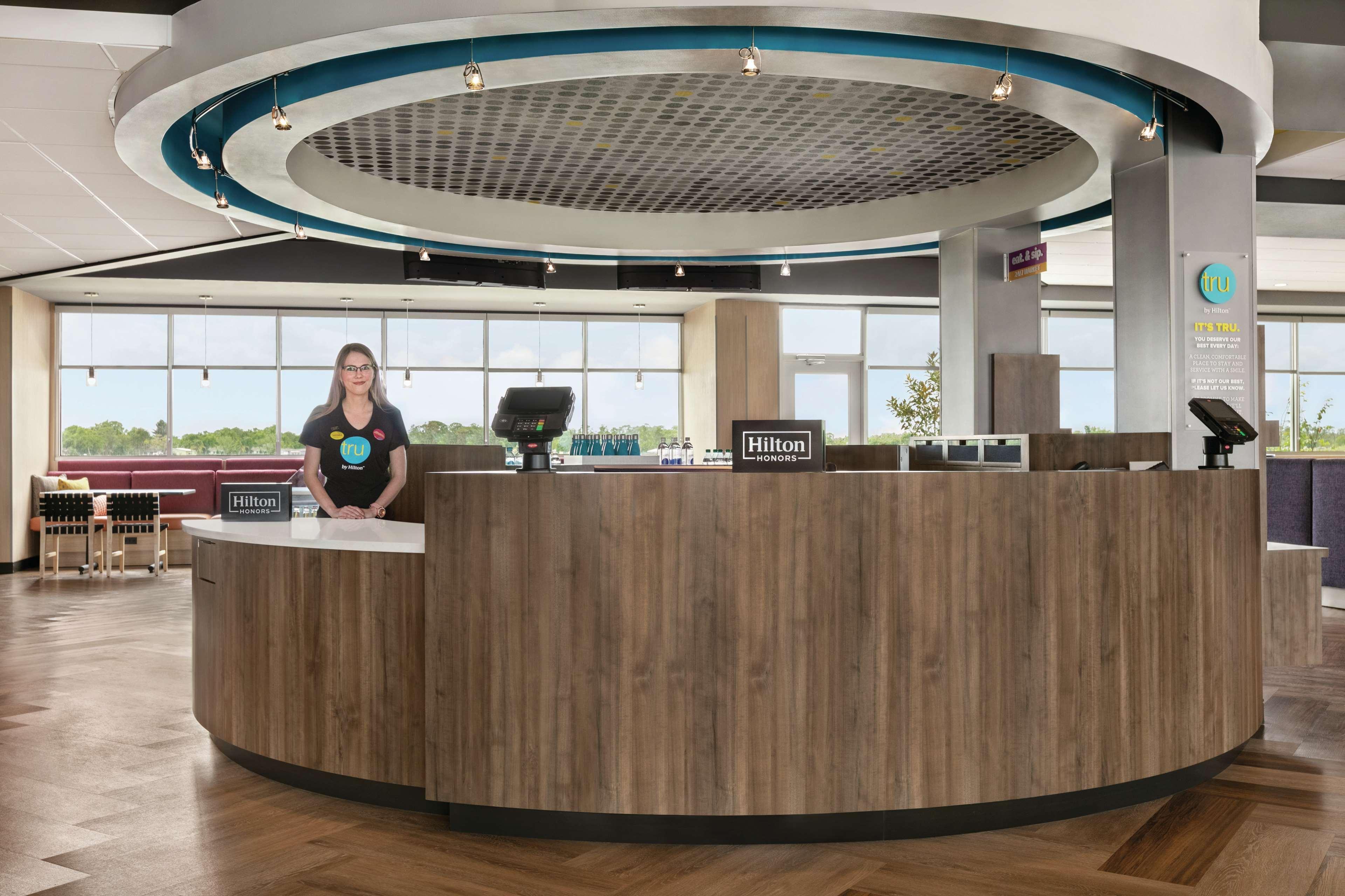 Tru By Hilton Sebring Fl Hotel Exterior photo